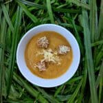 Soupe de topinambours patate douce, champignons et croutons d'emmental